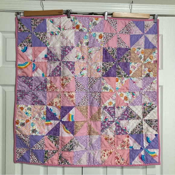 🪡 "Pink & Purple Pinwheel" Handmade Cotton Crib Quilt - Picture 2 of 4